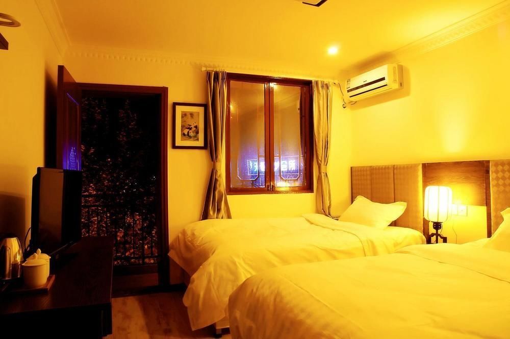 Chengdu Brocade Inn Bagian luar foto
