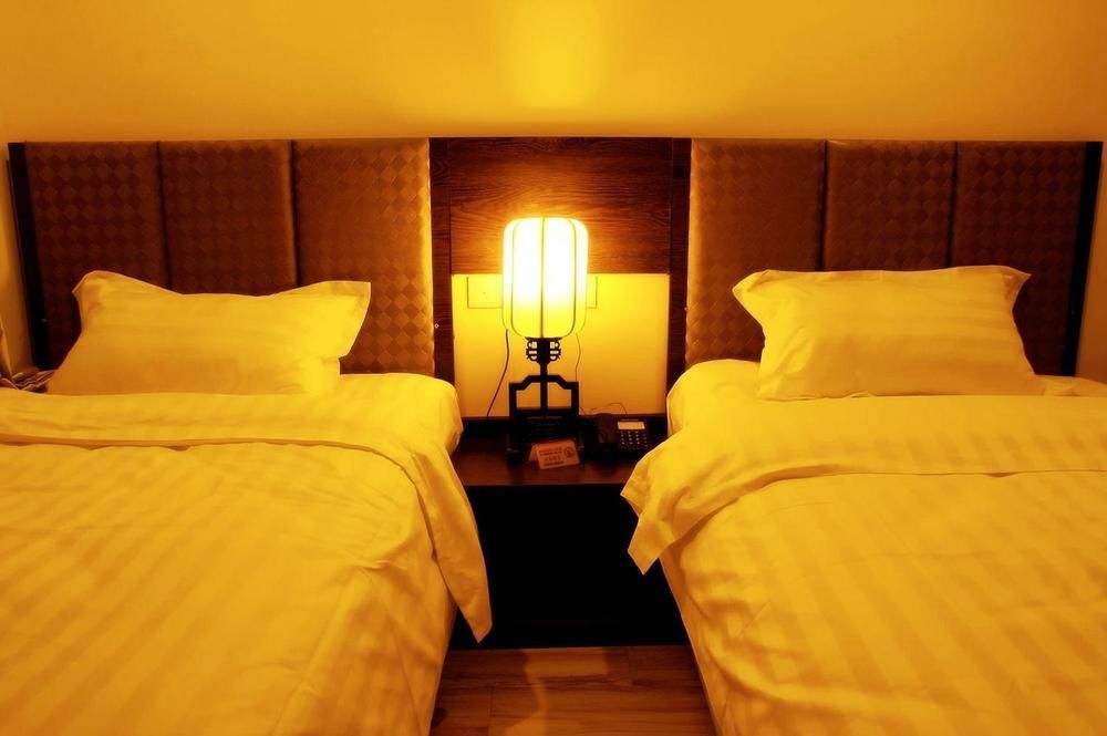 Chengdu Brocade Inn Bagian luar foto