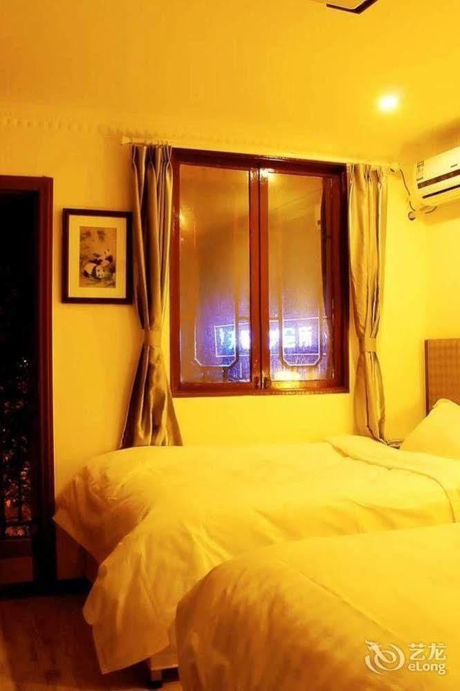 Chengdu Brocade Inn Bagian luar foto